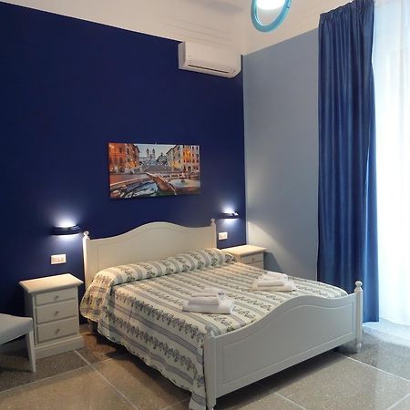 325 Rooms Ai Fori Rome Exterior photo