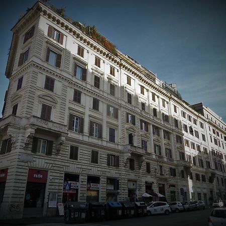 325 Rooms Ai Fori Rome Exterior photo