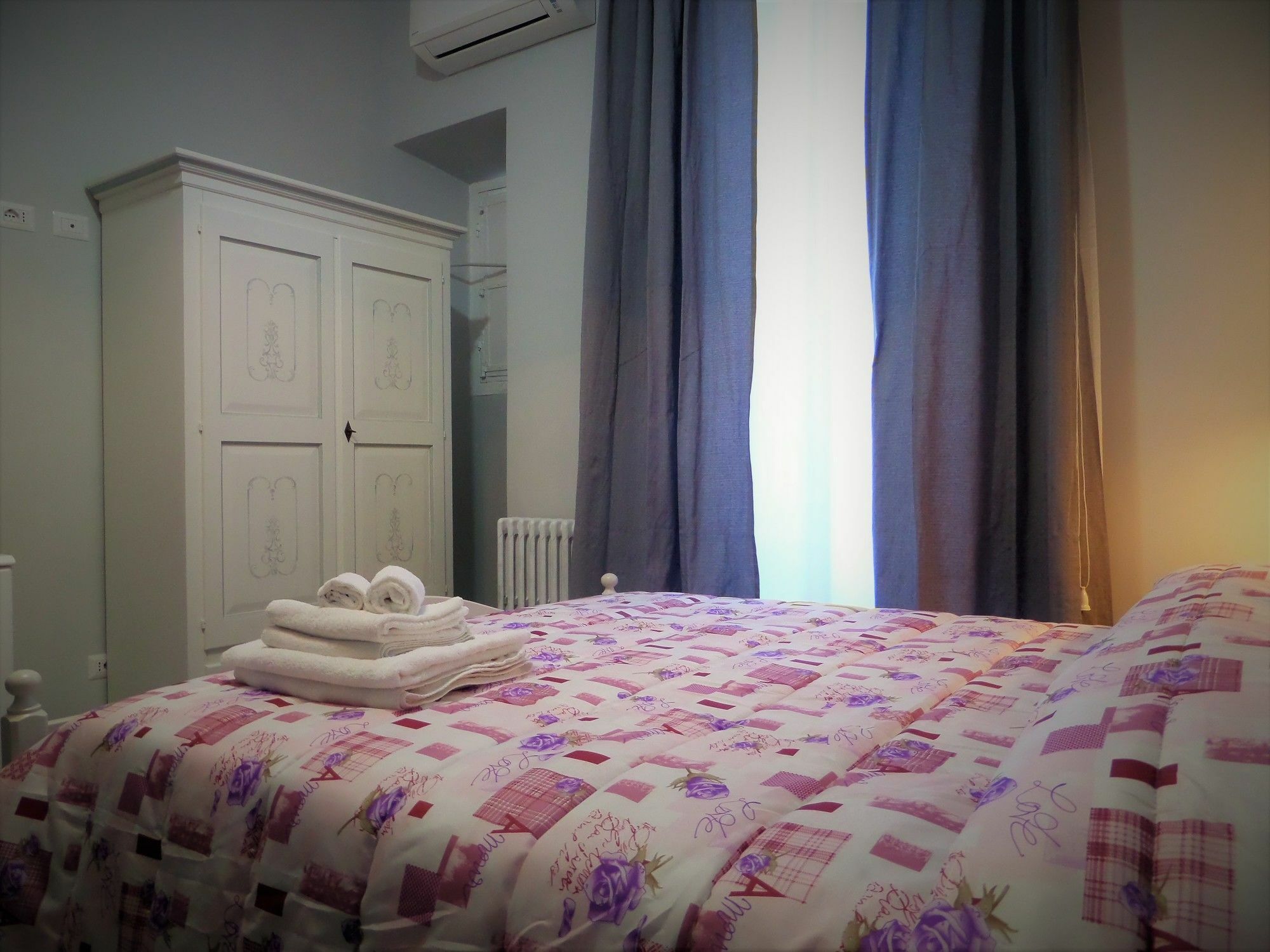 325 Rooms Ai Fori Rome Exterior photo